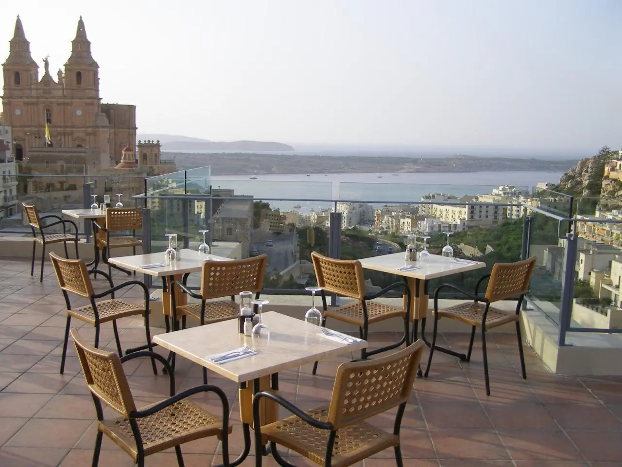 HOTEL Maritim Antonine Hotel and Spa