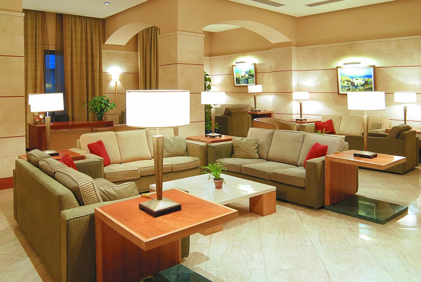 HOTEL Maritim Antonine Hotel and Spa