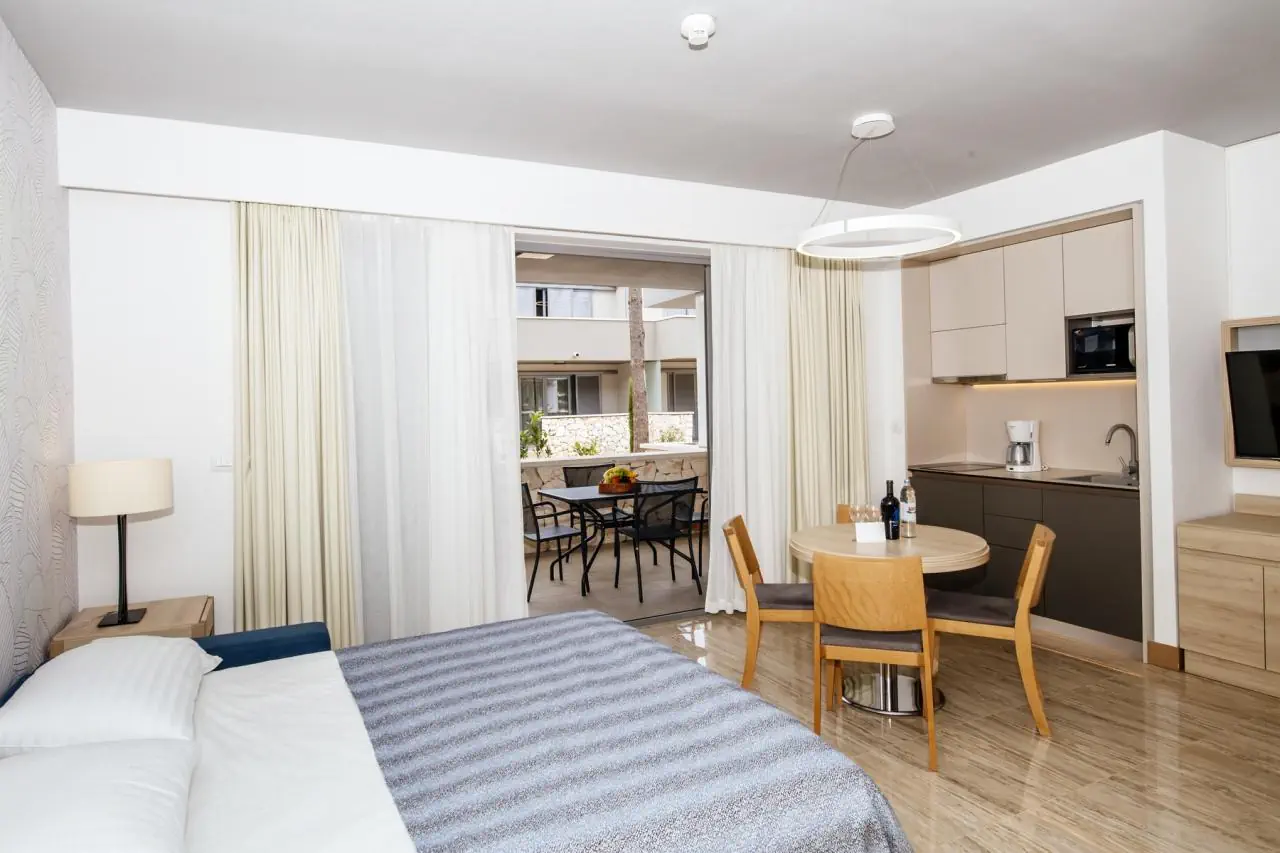 Zaton Holiday Resort - Apartments