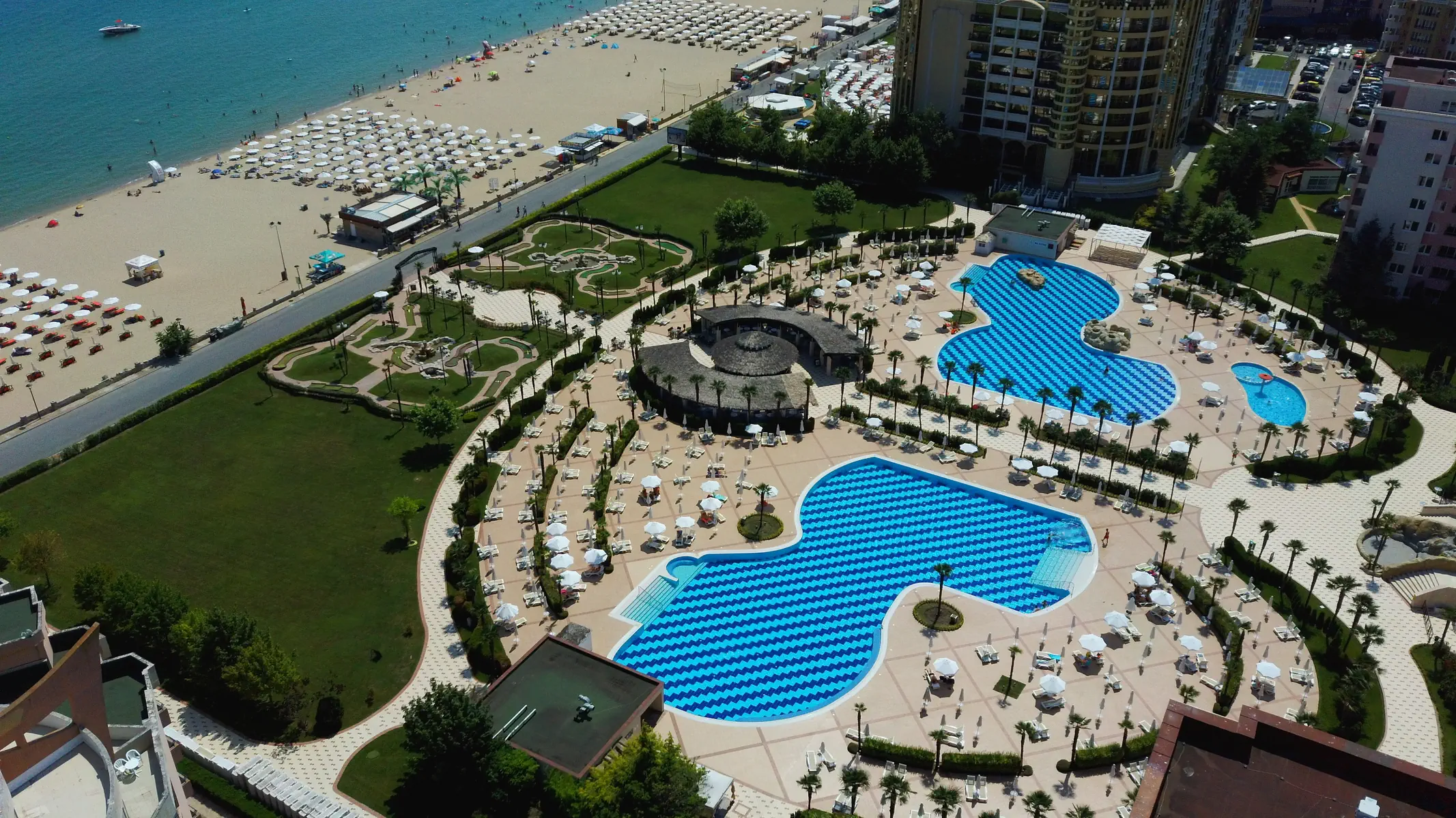 DIT Majestic Beach Resort - zdjęcie 5