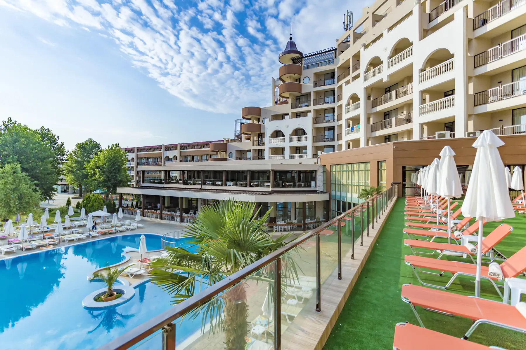 Imperial Resort - zdjęcie 2