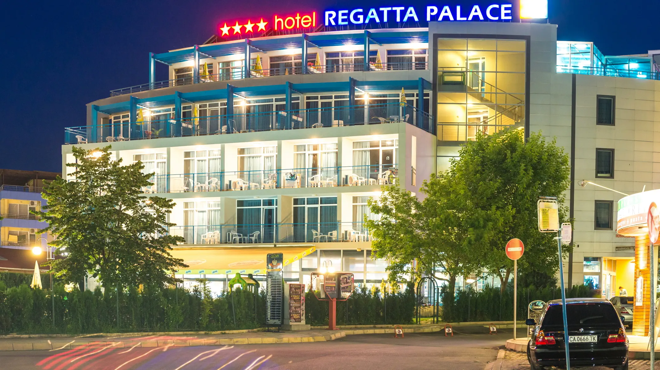 Regatta Palace - zdjęcie 4