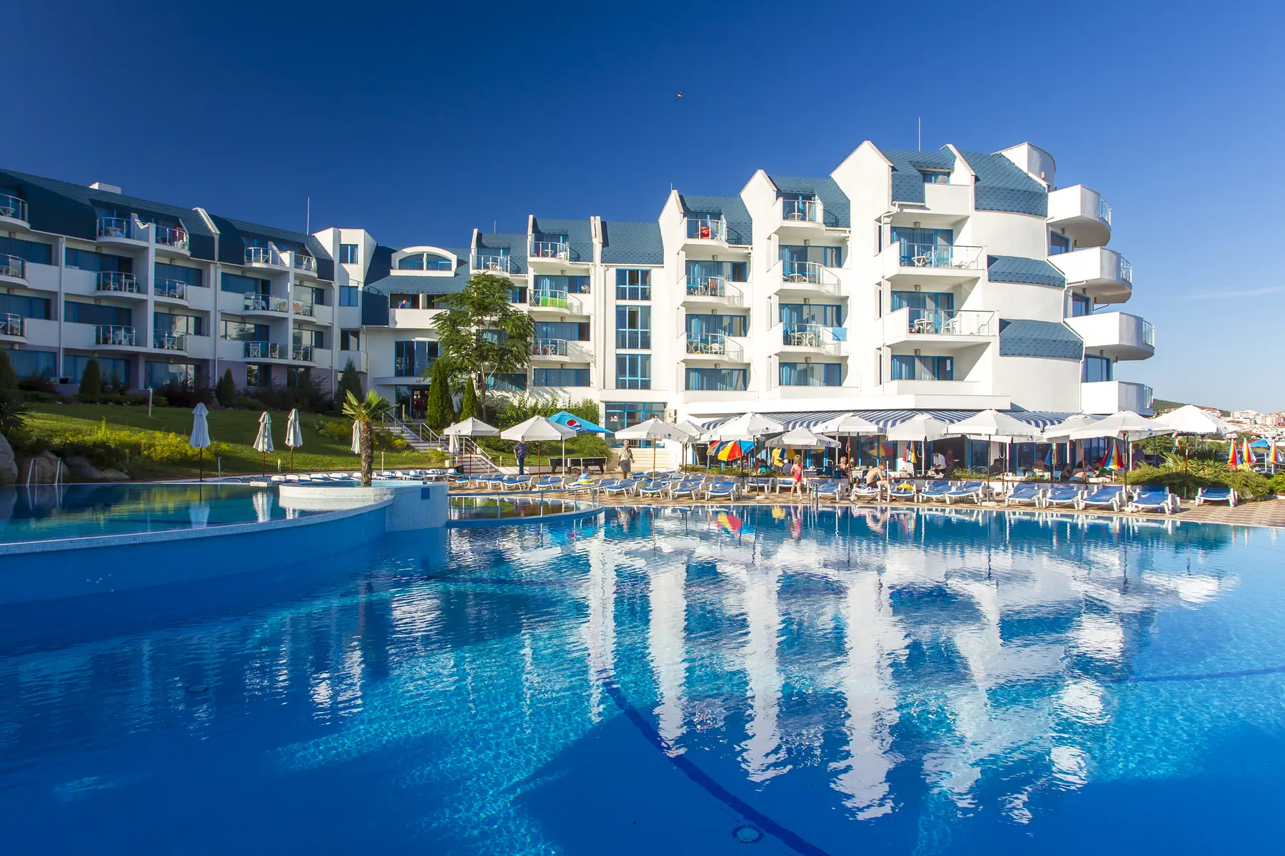 Sineva Beach - zdjęcie 2