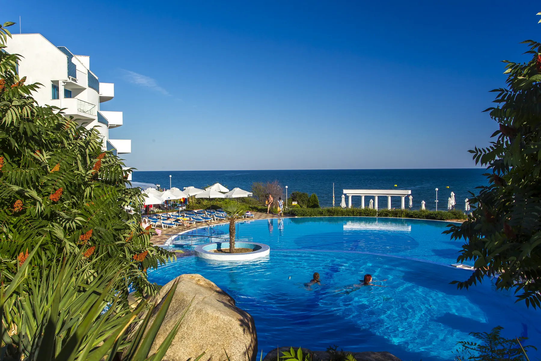 Sineva Beach - zdjęcie 3