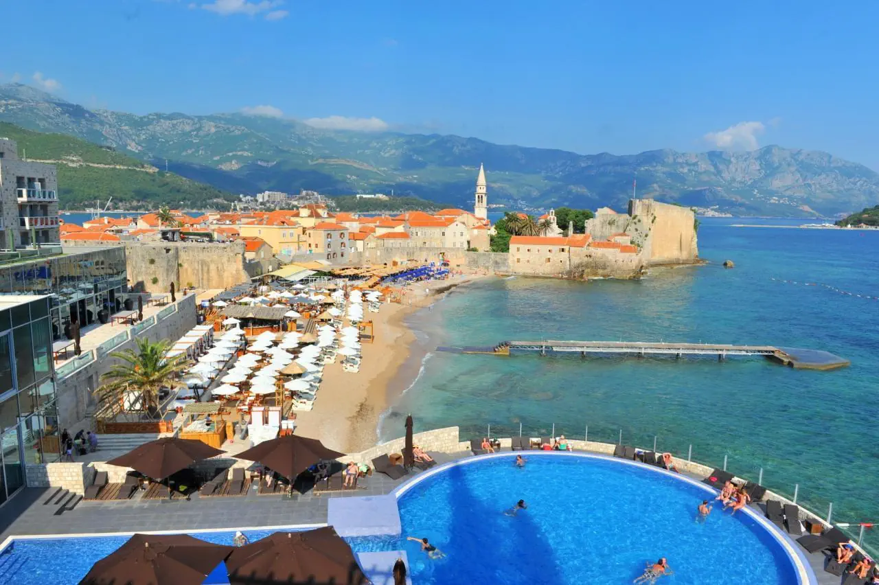 HOTEL Avala Resort & Villas