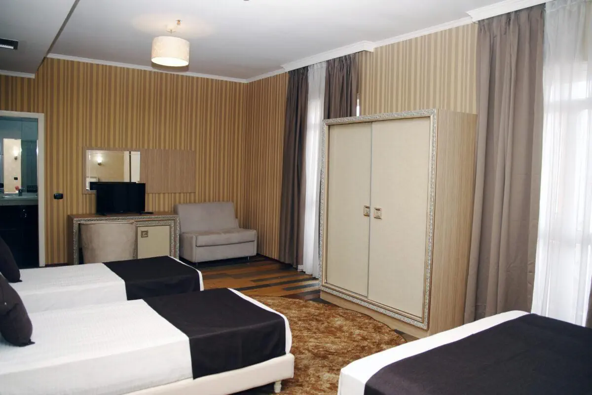AMH Hotel