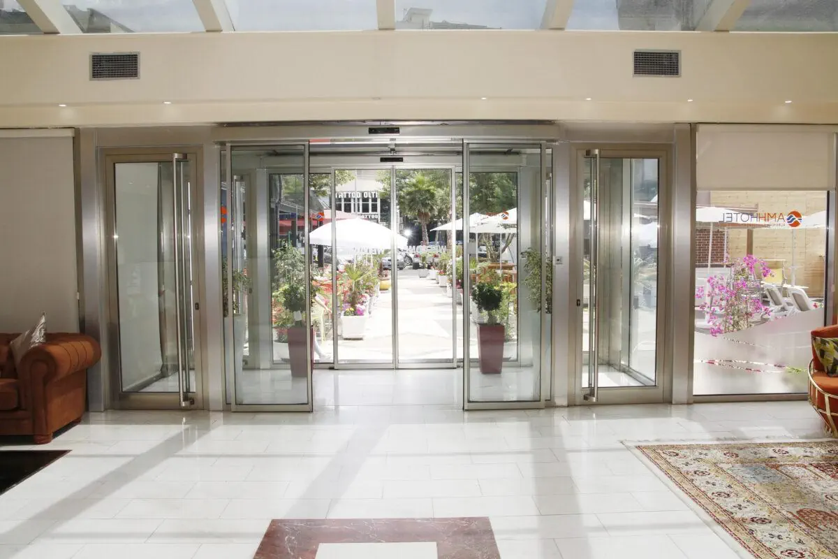 AMH Hotel