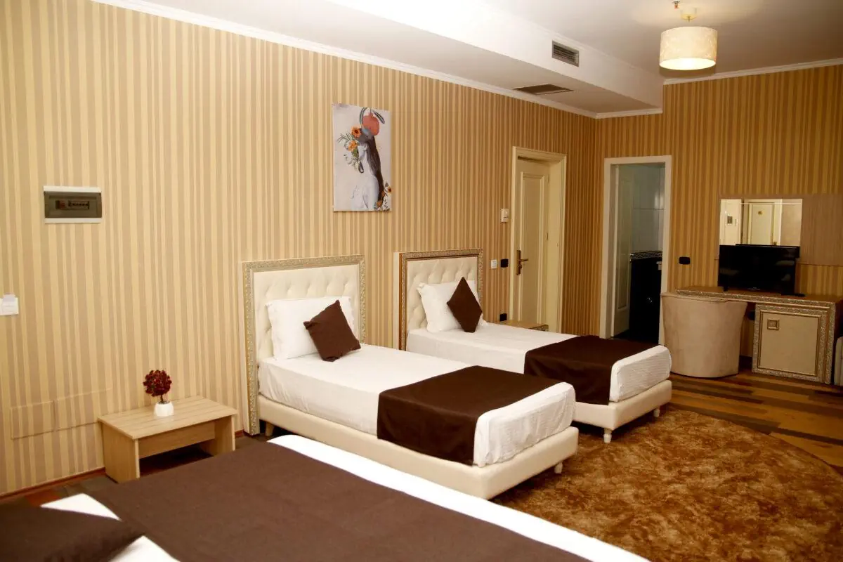 AMH Hotel