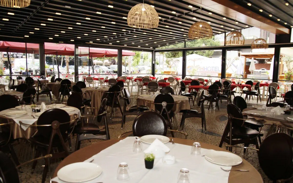 AMH Hotel