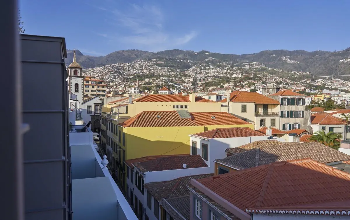 Caju Le Petit Hotel