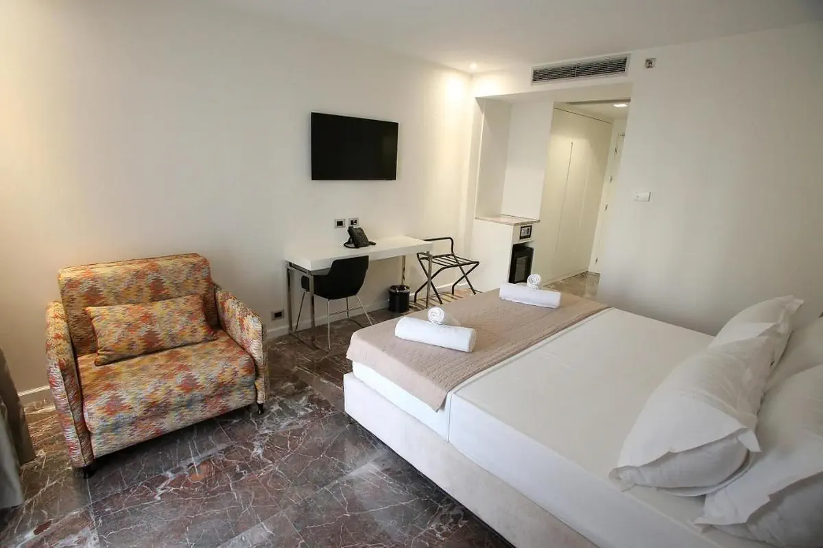 HOTEL Durres Bay Hotel