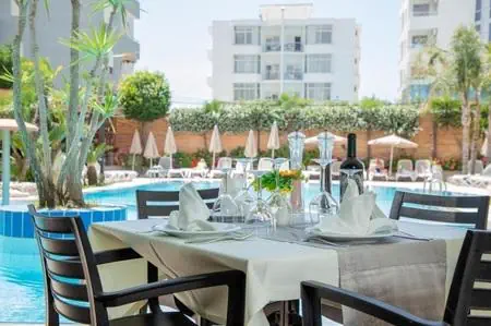 Dyrrah Hotel - zdjęcie 9