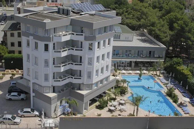 Dyrrah Hotel - zdjęcie 2