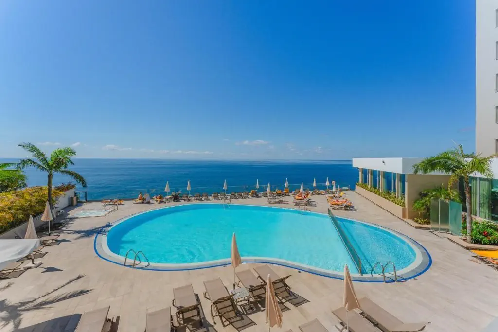 HOTEL Duas Torres
