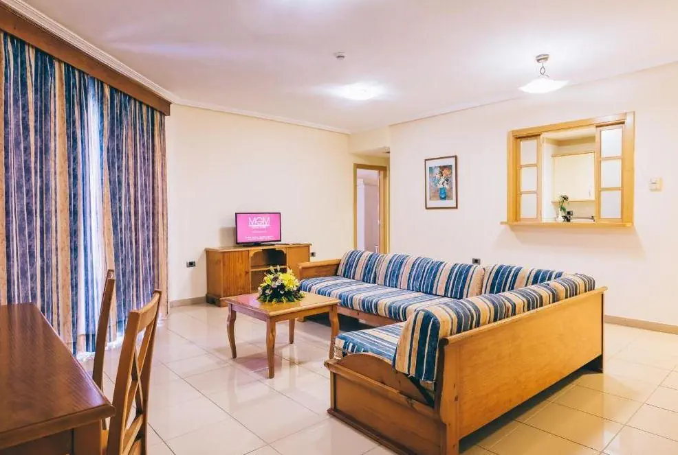 Muthu Golf Plaza