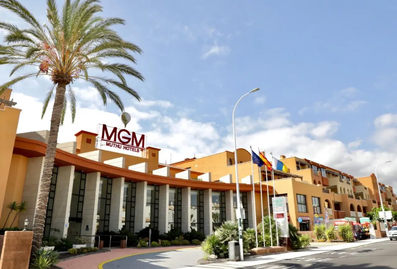 Muthu Golf Plaza
