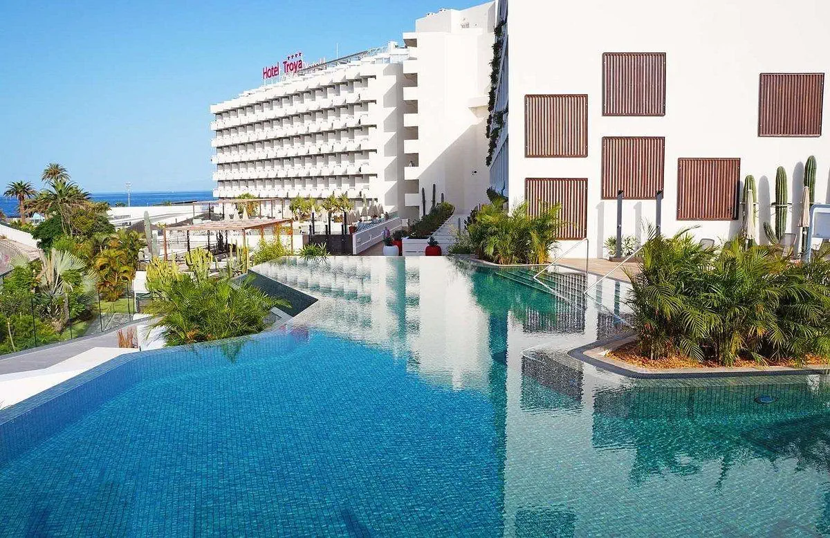 HOTEL Alexandre Troya