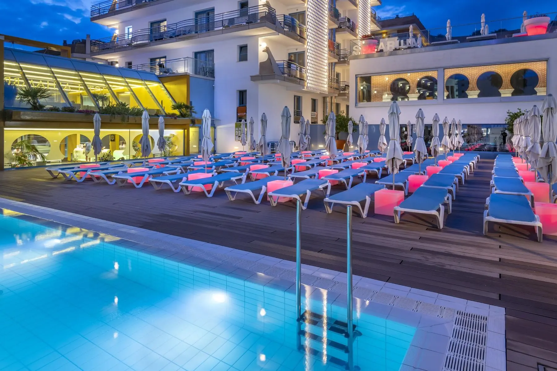 HOTEL Alhambra Hotel
