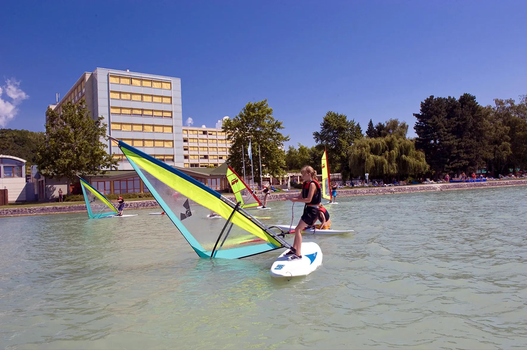 Club Tihany - zdjęcie 5