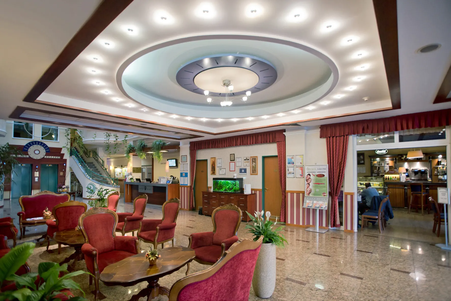 Palace (Heviz) - zdjęcie 8