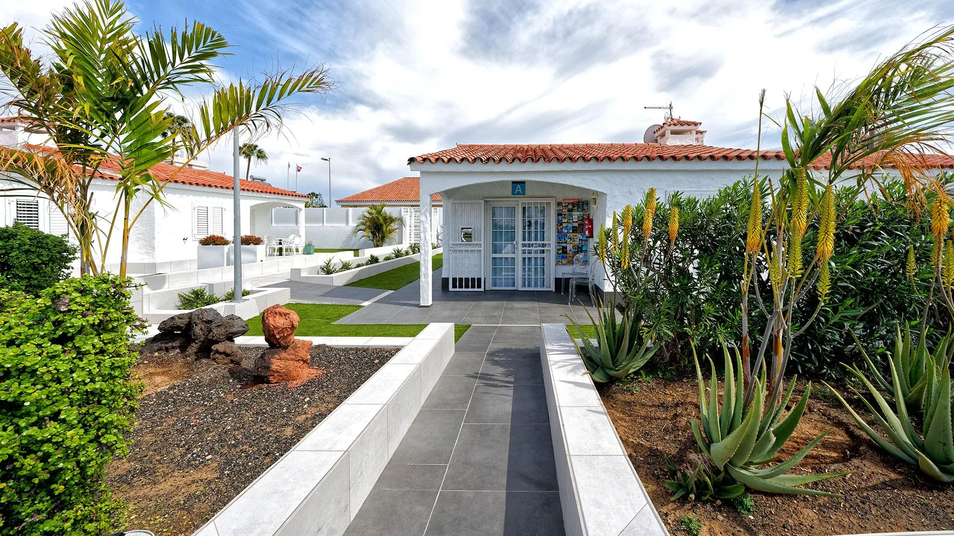 Bungalows Adonis