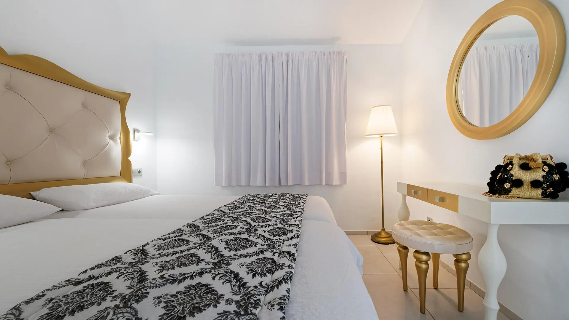 HOTEL Bungalows Adonis