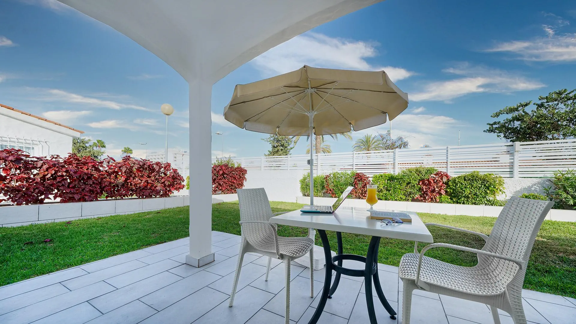 HOTEL Bungalows Adonis