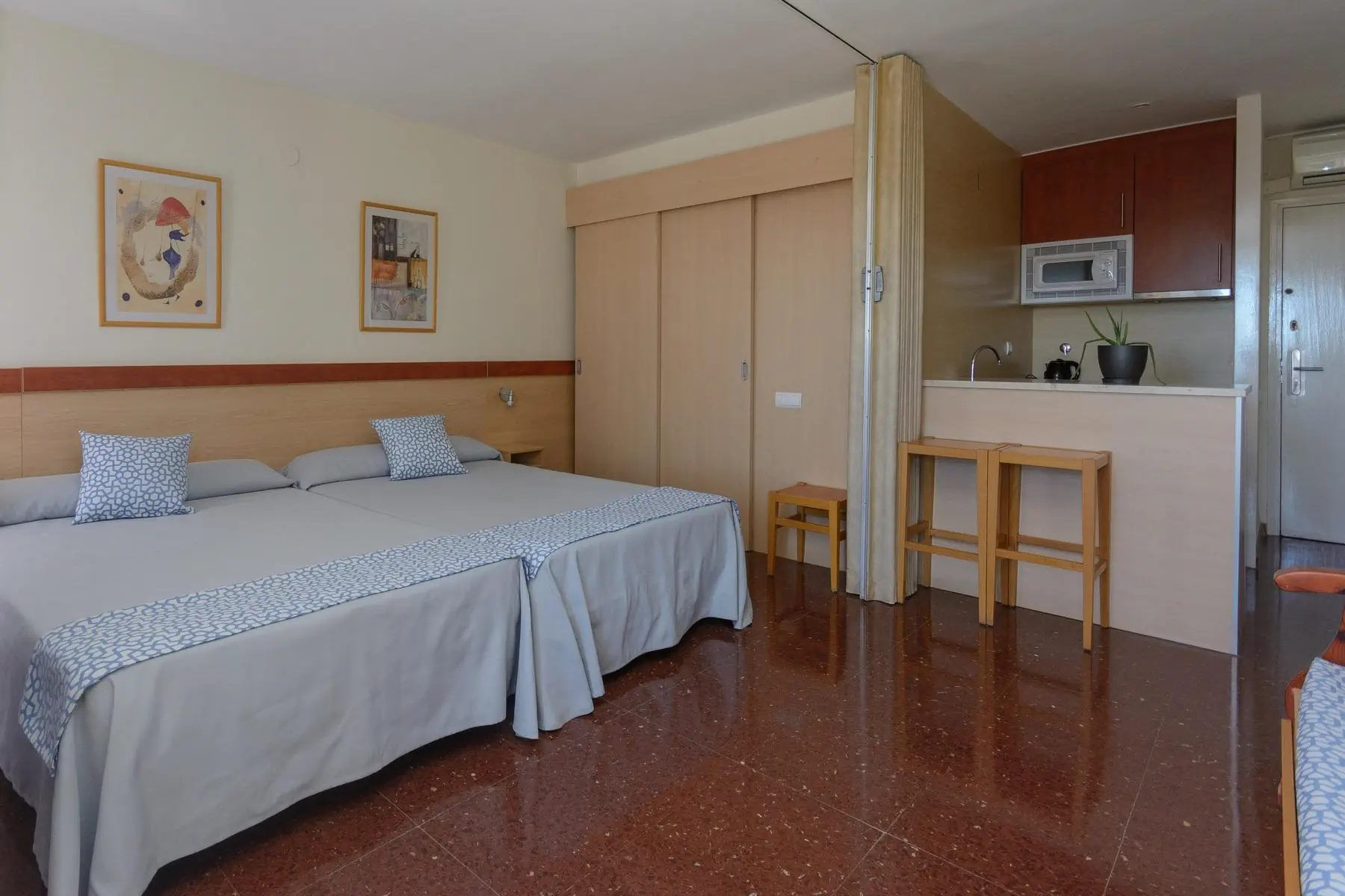 HOTEL Albatros Family