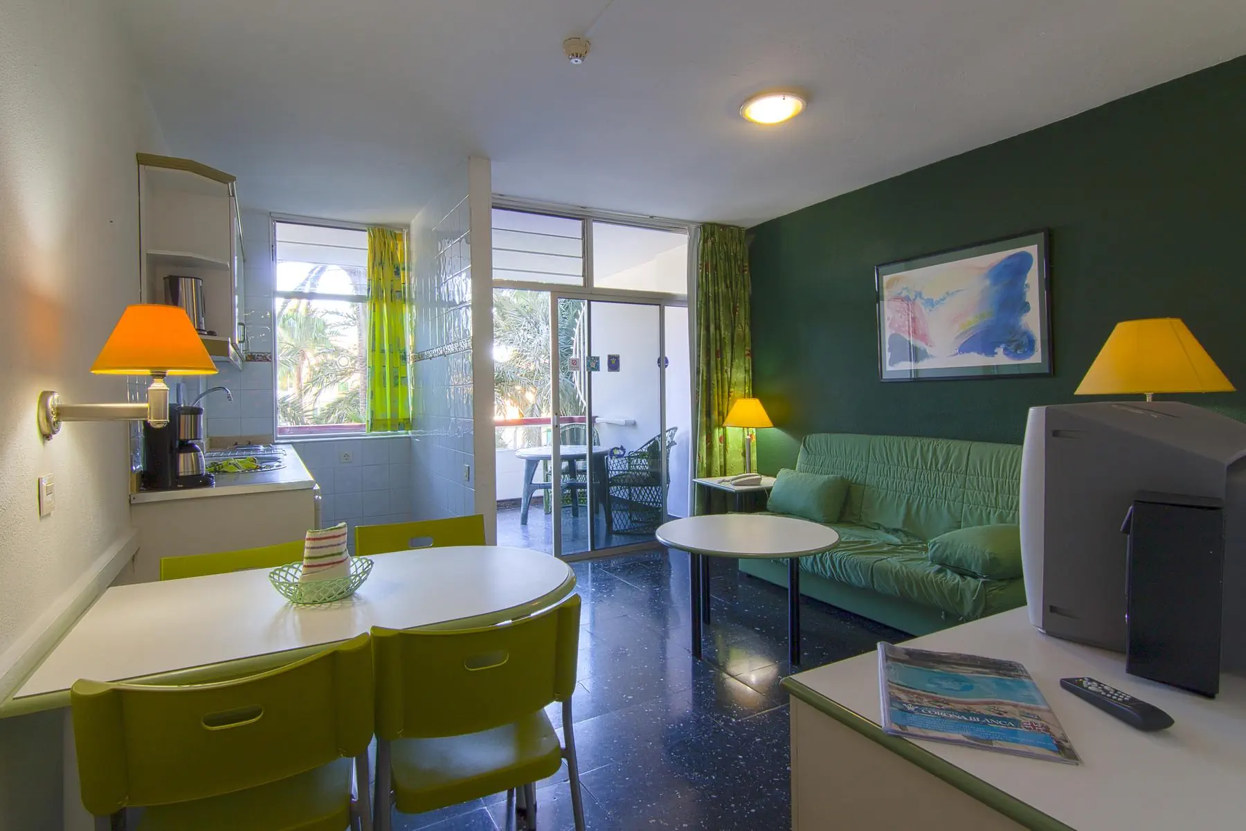 HOTEL Corona Blanca