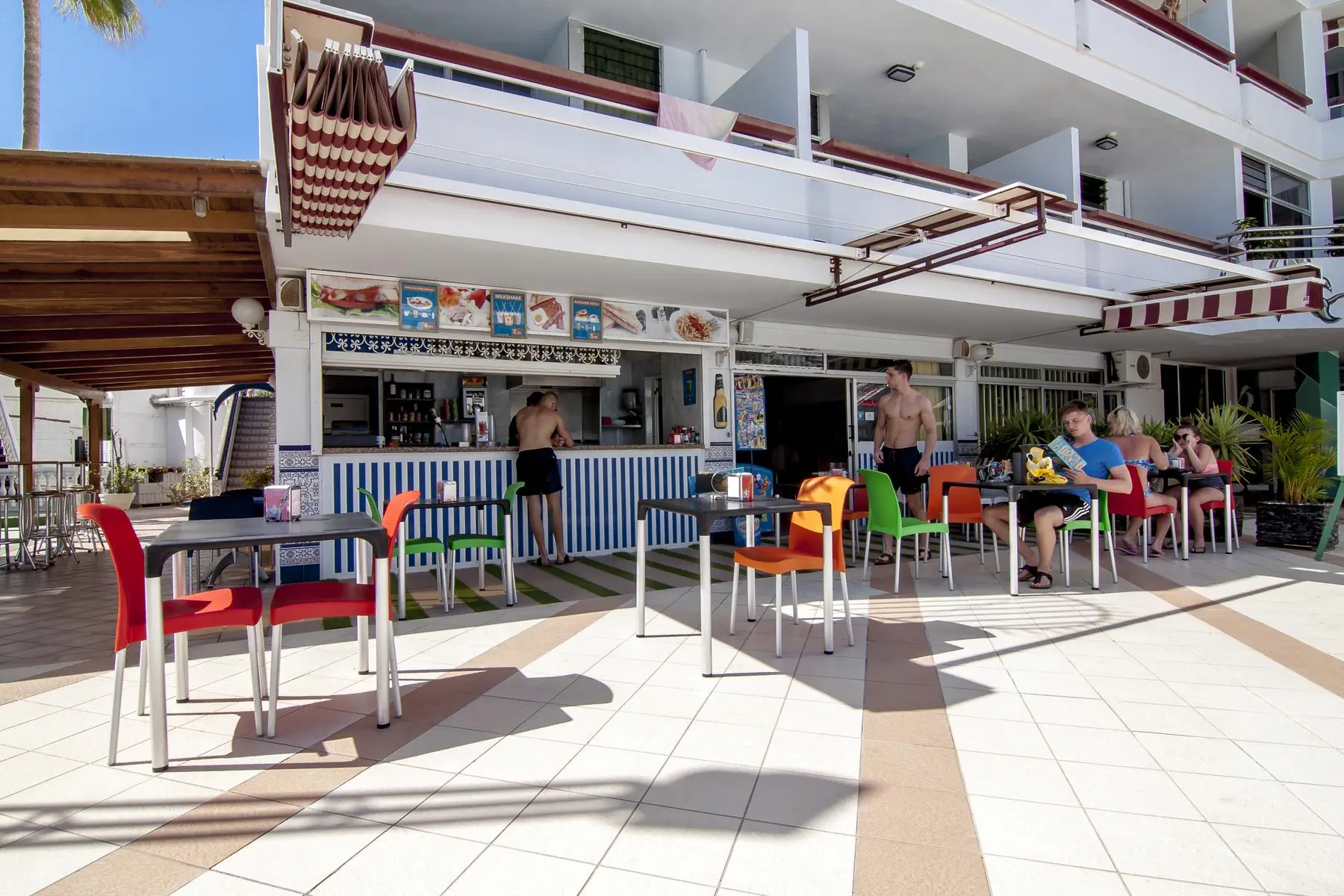 HOTEL Corona Blanca