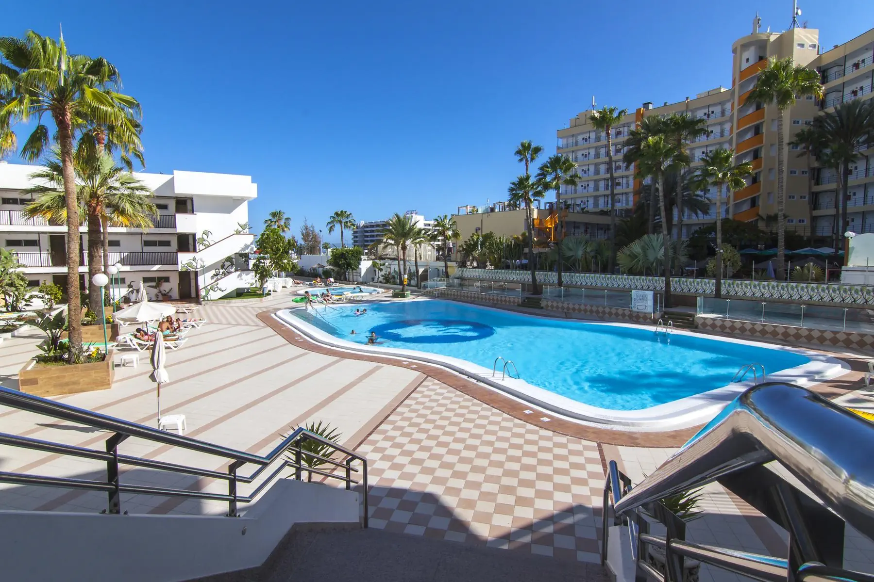 HOTEL Corona Blanca