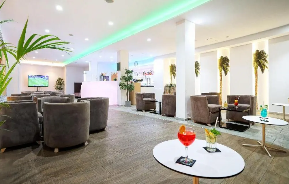 HOTEL AKEAH Broncemar Hotel