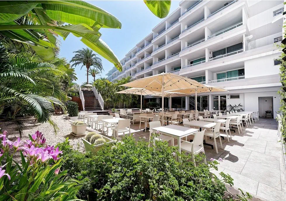 HOTEL AKEAH Broncemar Hotel