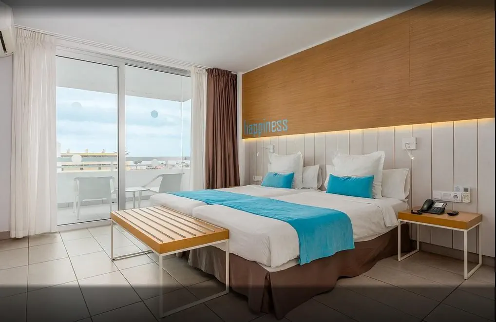HOTEL AKEAH Broncemar Hotel