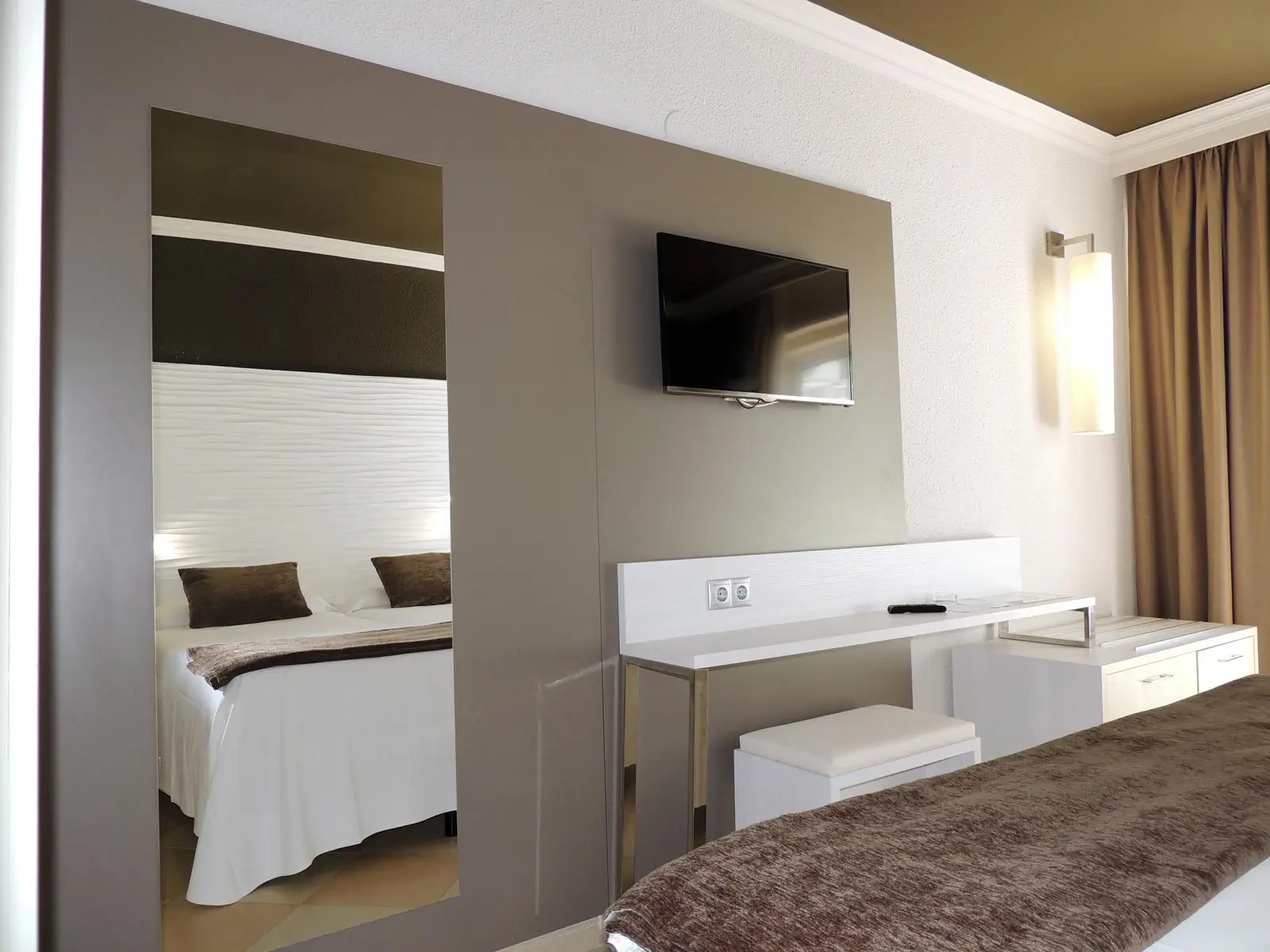 HOTEL Augustus