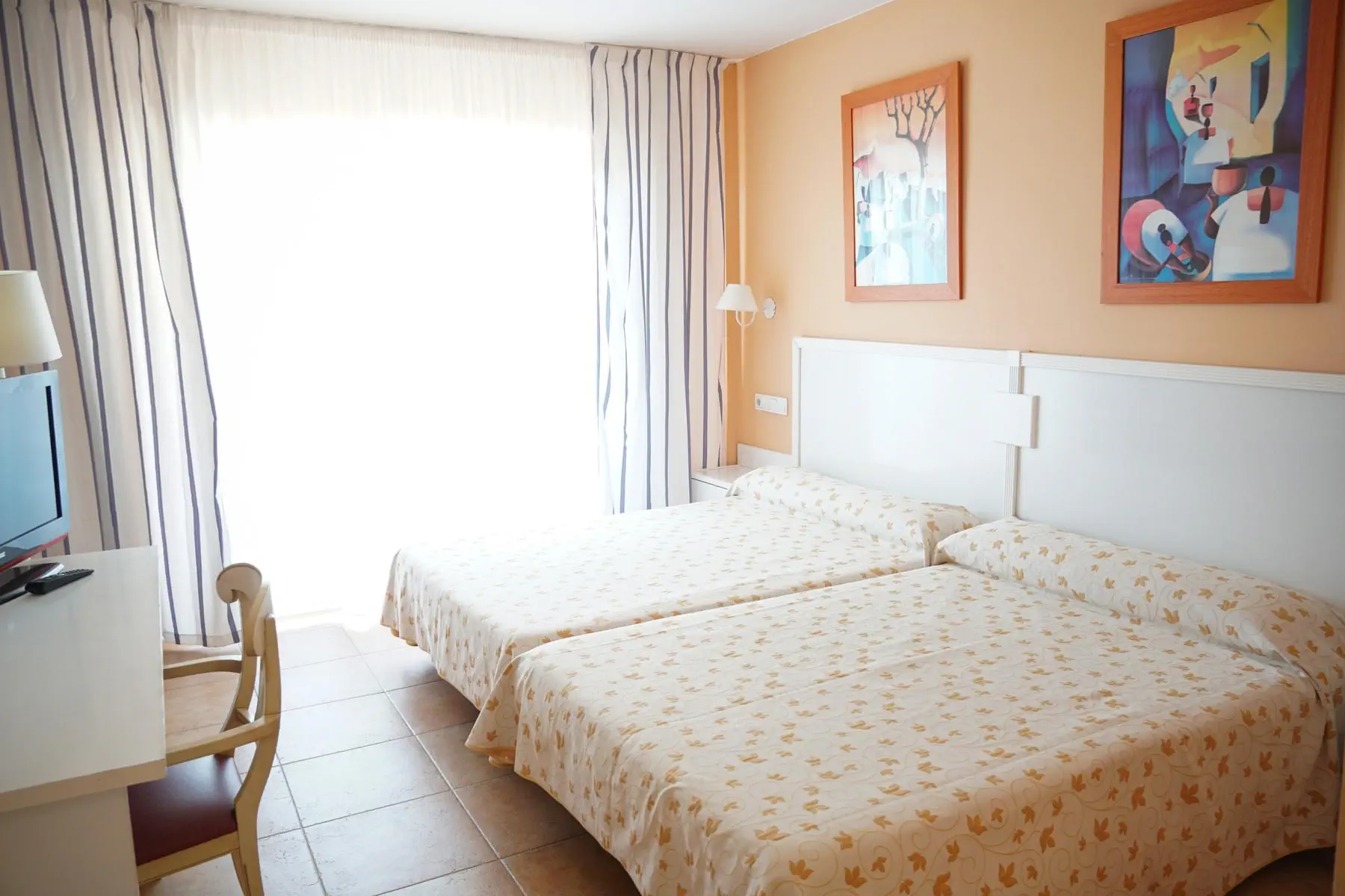 HOTEL Ohtels La Hacienda