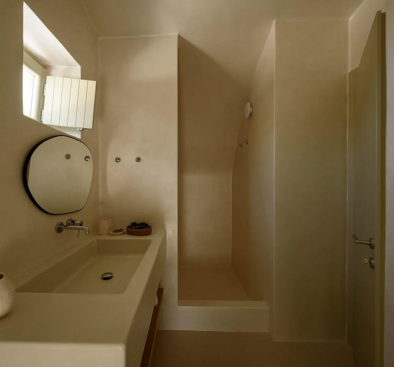 HOTEL Este Luxury Suites