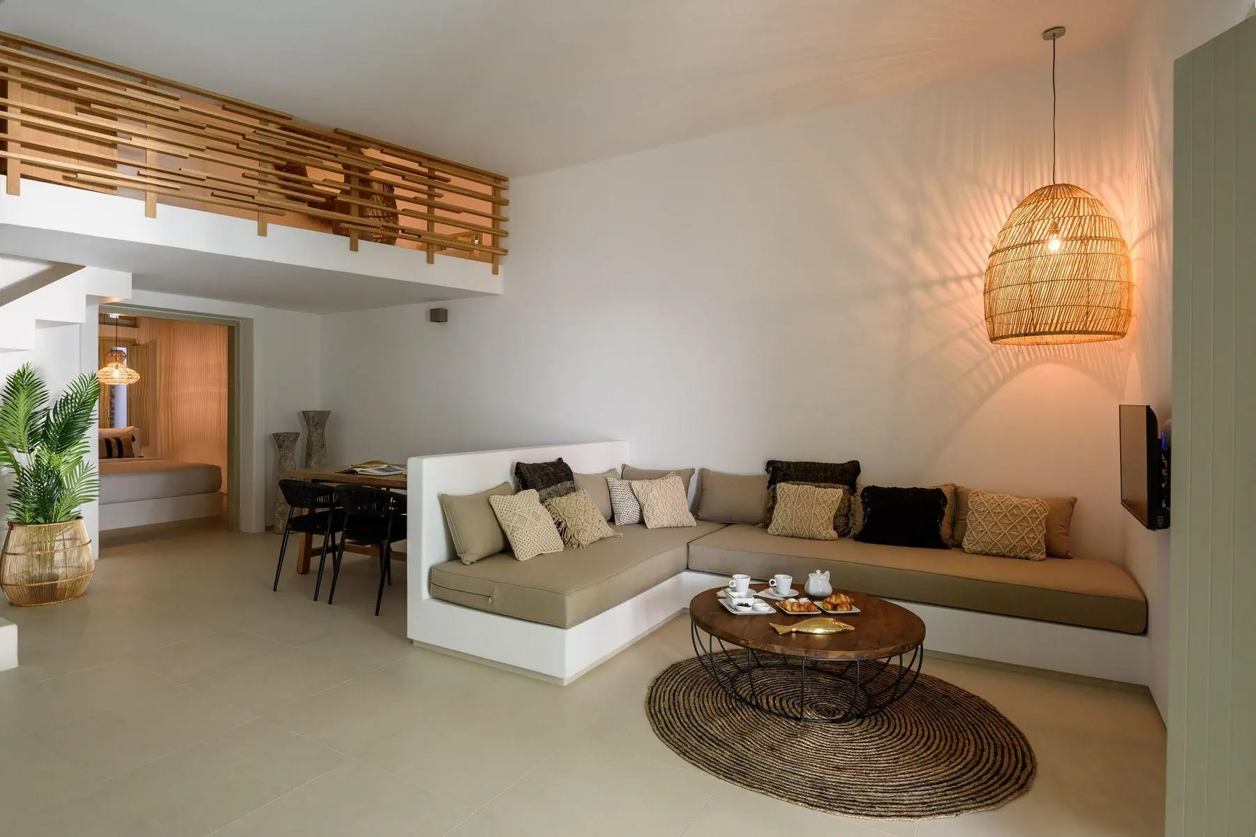 HOTEL Este Luxury Suites