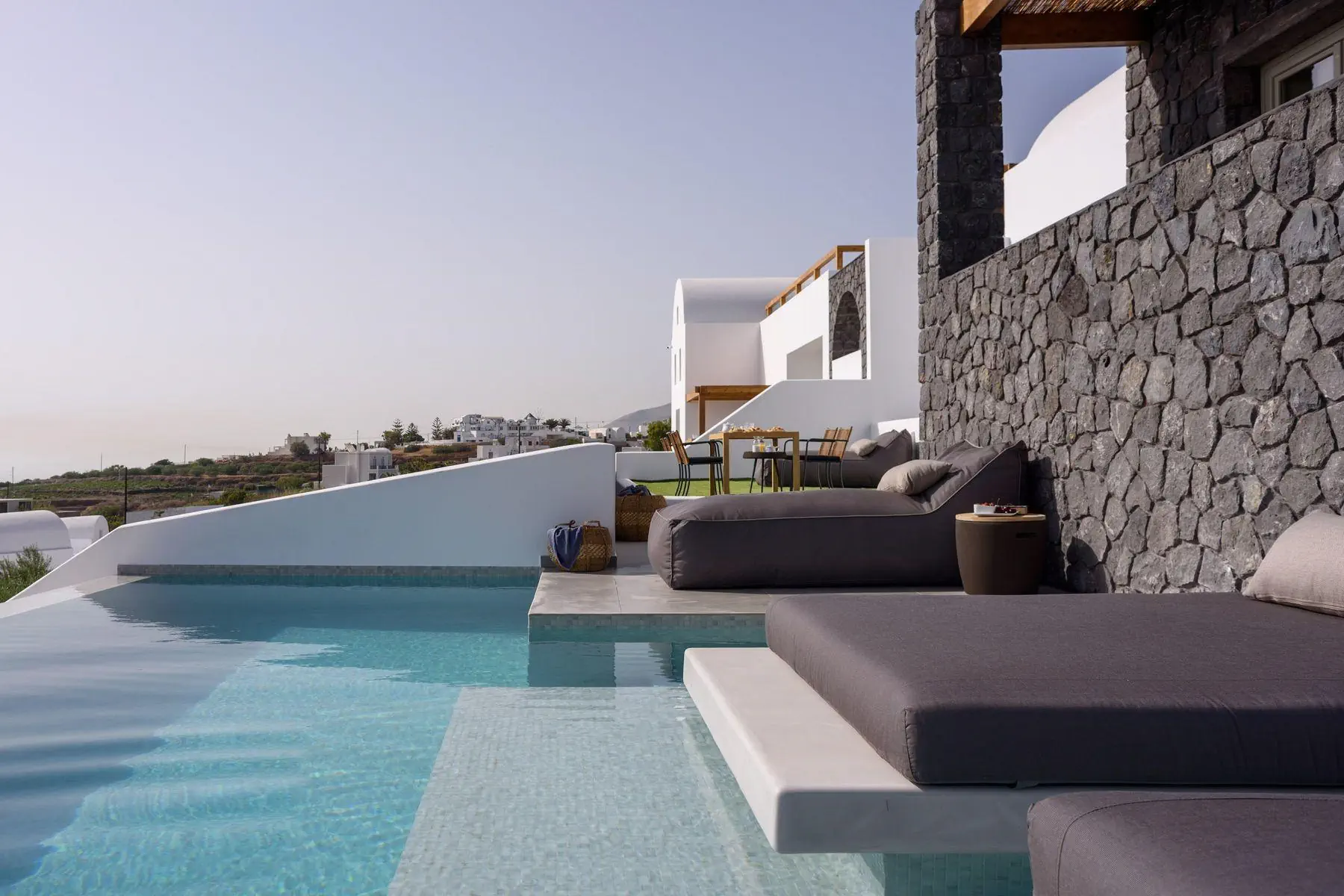 HOTEL Este Luxury Suites