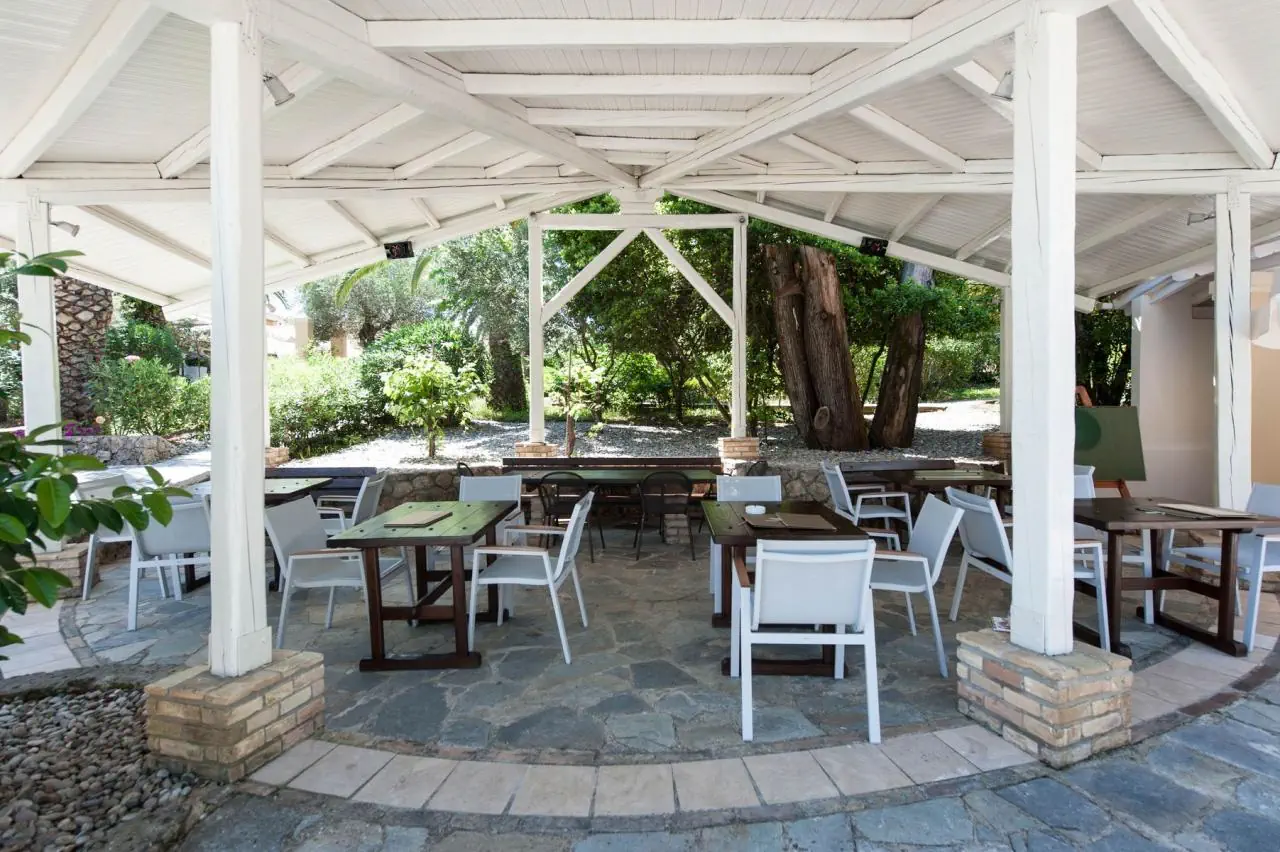 Art Debono (Corfu) - zdjęcie 5