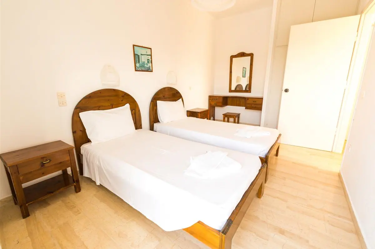Bruskos Hotel & Suites