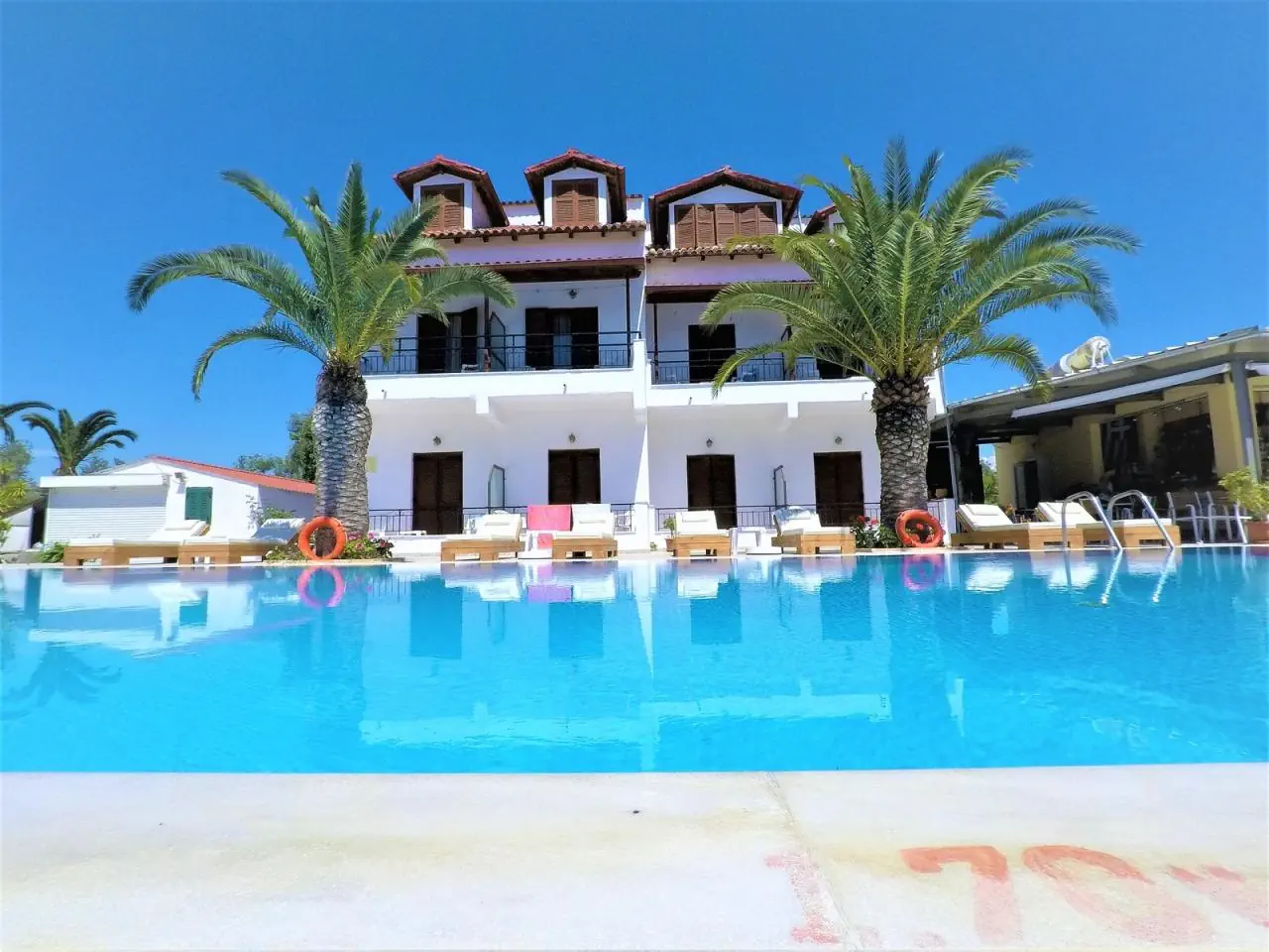 Captain's Studios & Apartments (Corfu) - zdjęcie 2