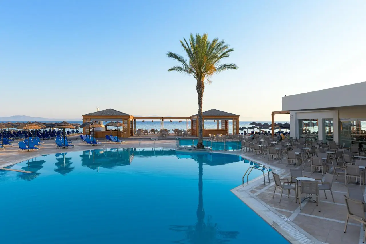 Avra Beach (Ixia) - zdjęcie 3