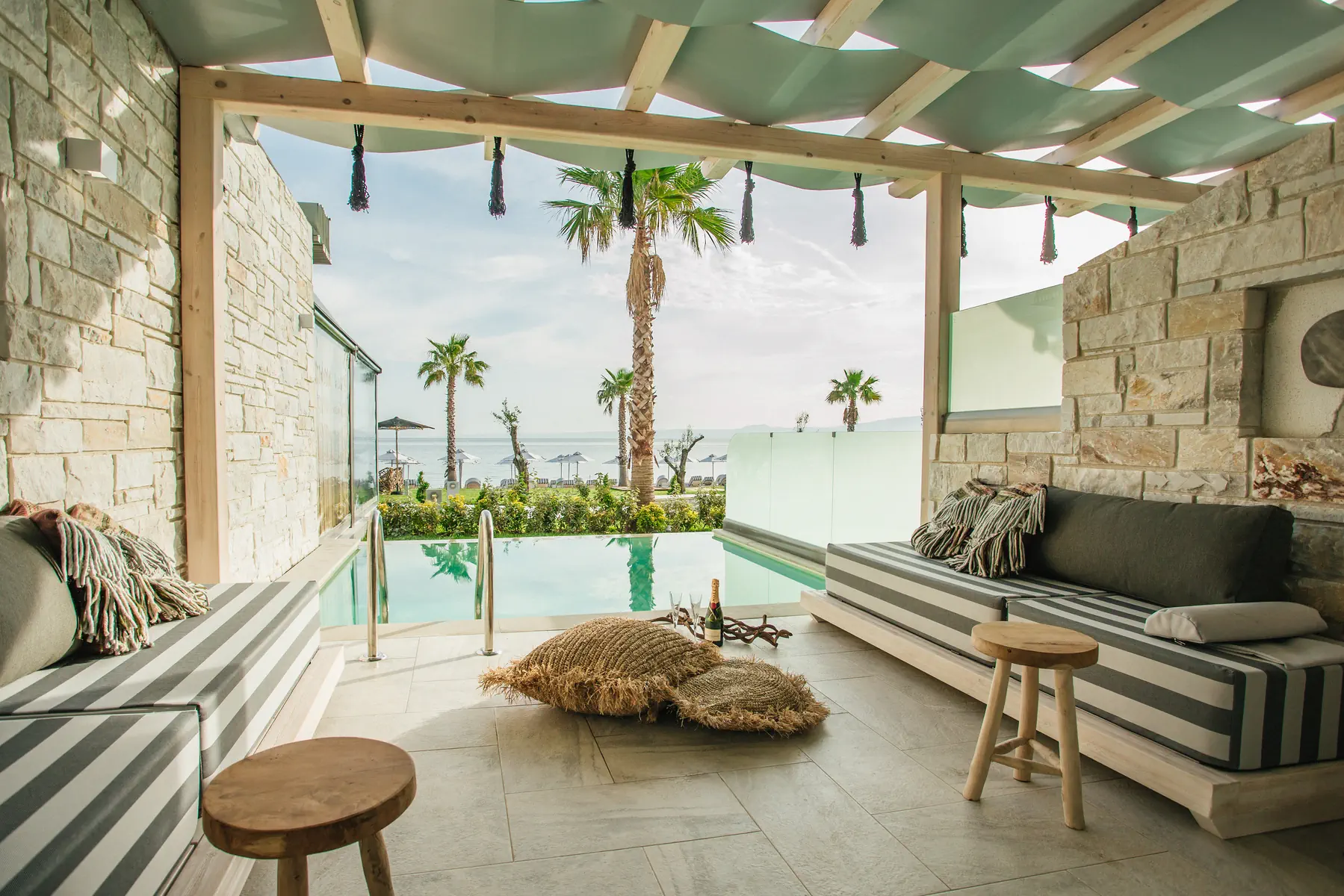 Blue Carpet Luxury Suites - zdjęcie 14