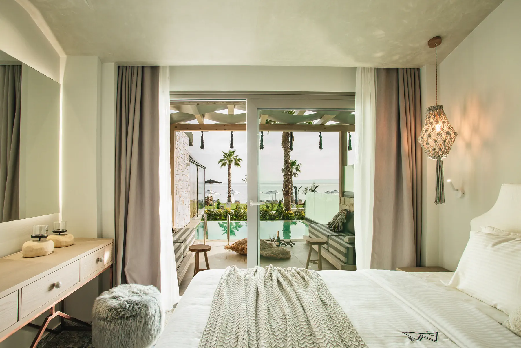 Blue Carpet Luxury Suites - zdjęcie 13