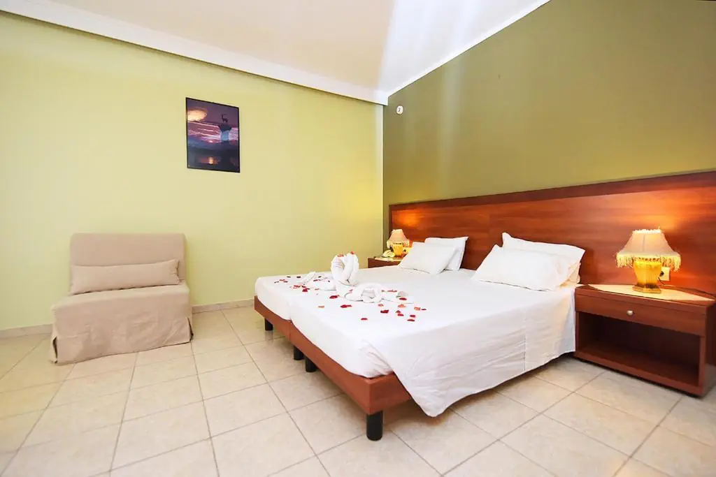 HOTEL Esmeralda Hotel