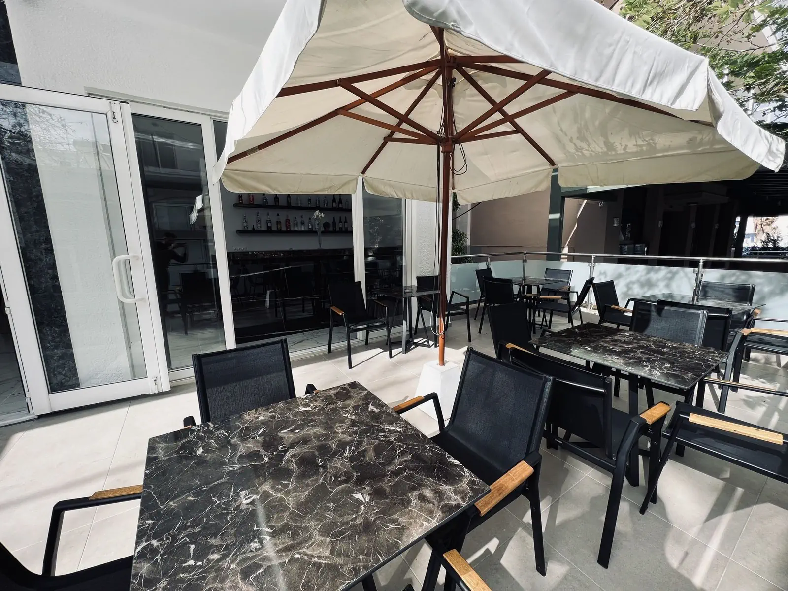 International (Rodos) - zdjęcie 14