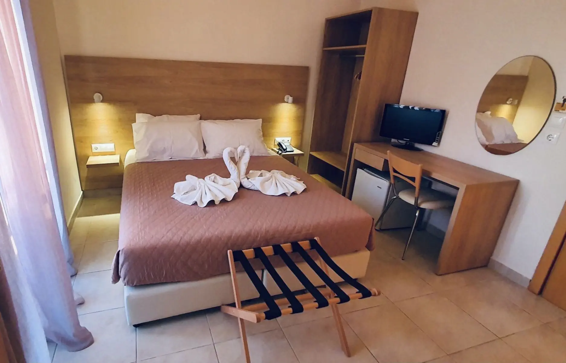 International (Rodos) - zdjęcie 7