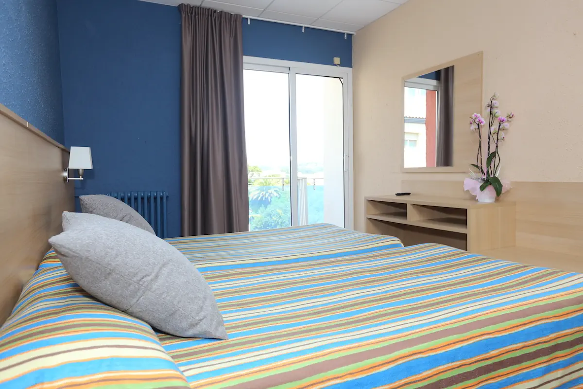 Hotel: DJ LLORET Paryż i Cinque Terre