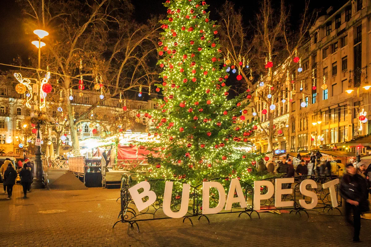 Budapeszt i Zagrzeb - Dwa jarmarki, tysiące świateł - zdjęcie 2